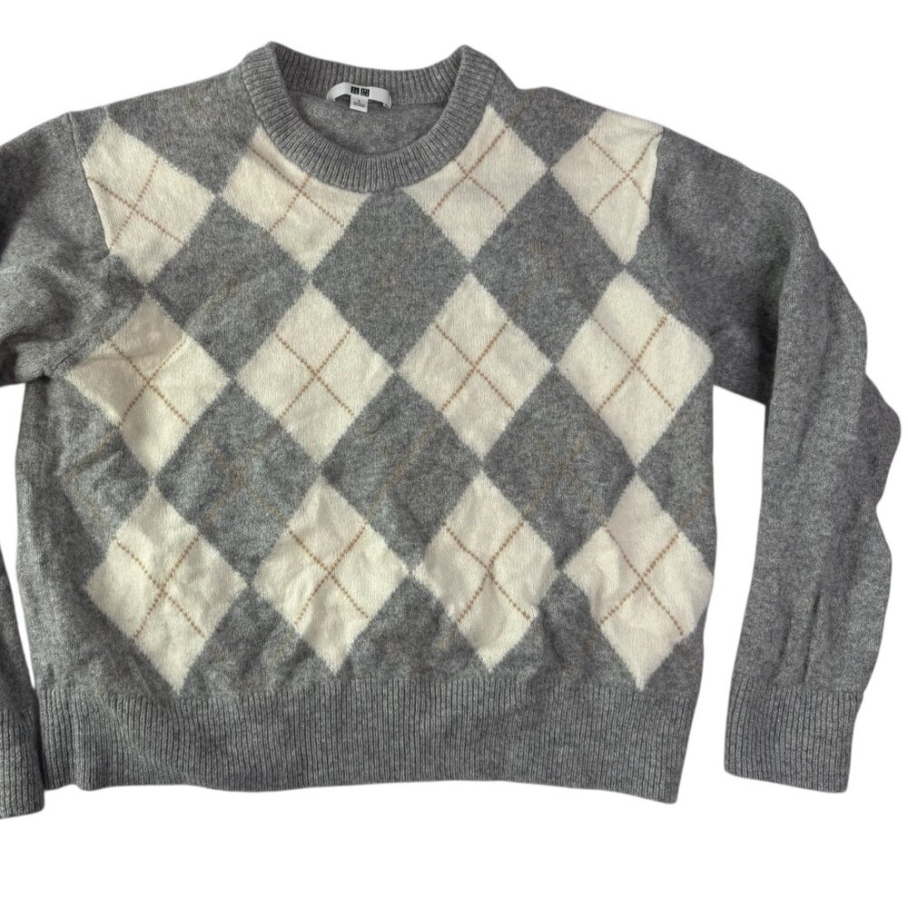 UNIQLO 100% Wool Argyle Sweater Size Women's Large (Runs Small).  Gray / White.